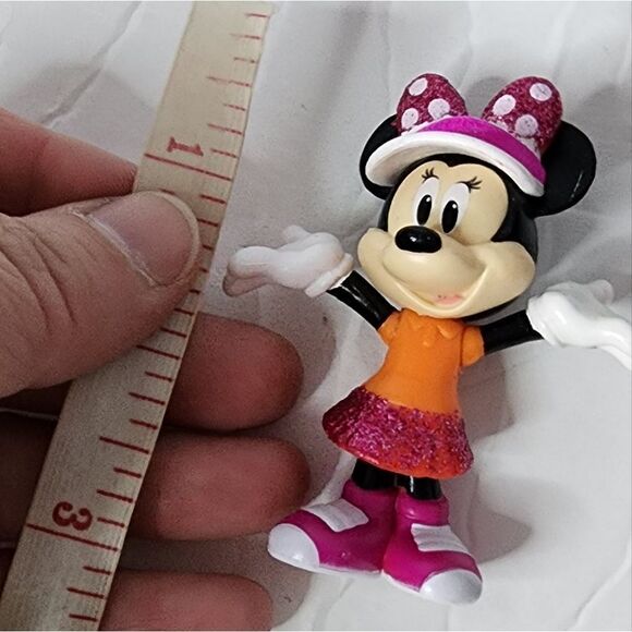 Disney Minnie Mouse Figurine sparkles mini fig - Picture 2 of 4